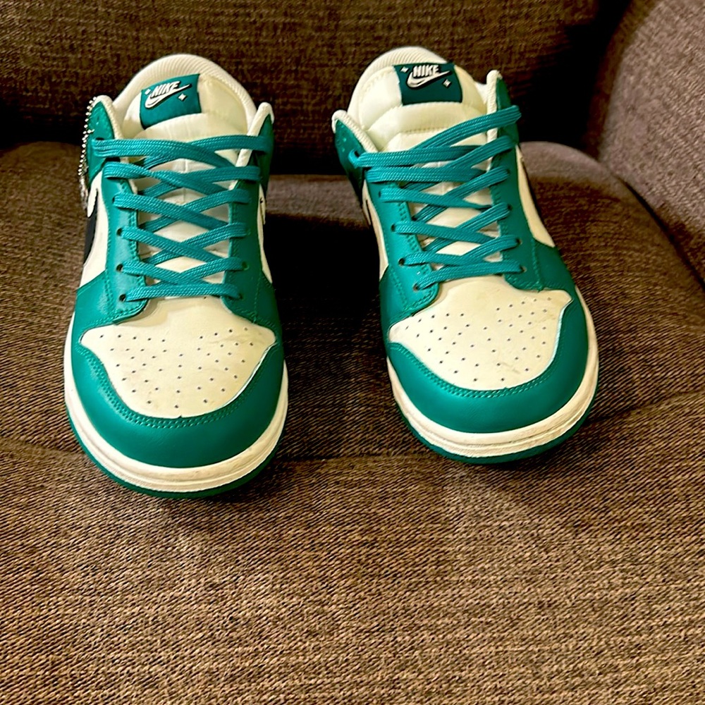 Lottery Pick Green Dunk Low SE “Malachite Green” DR9654-100